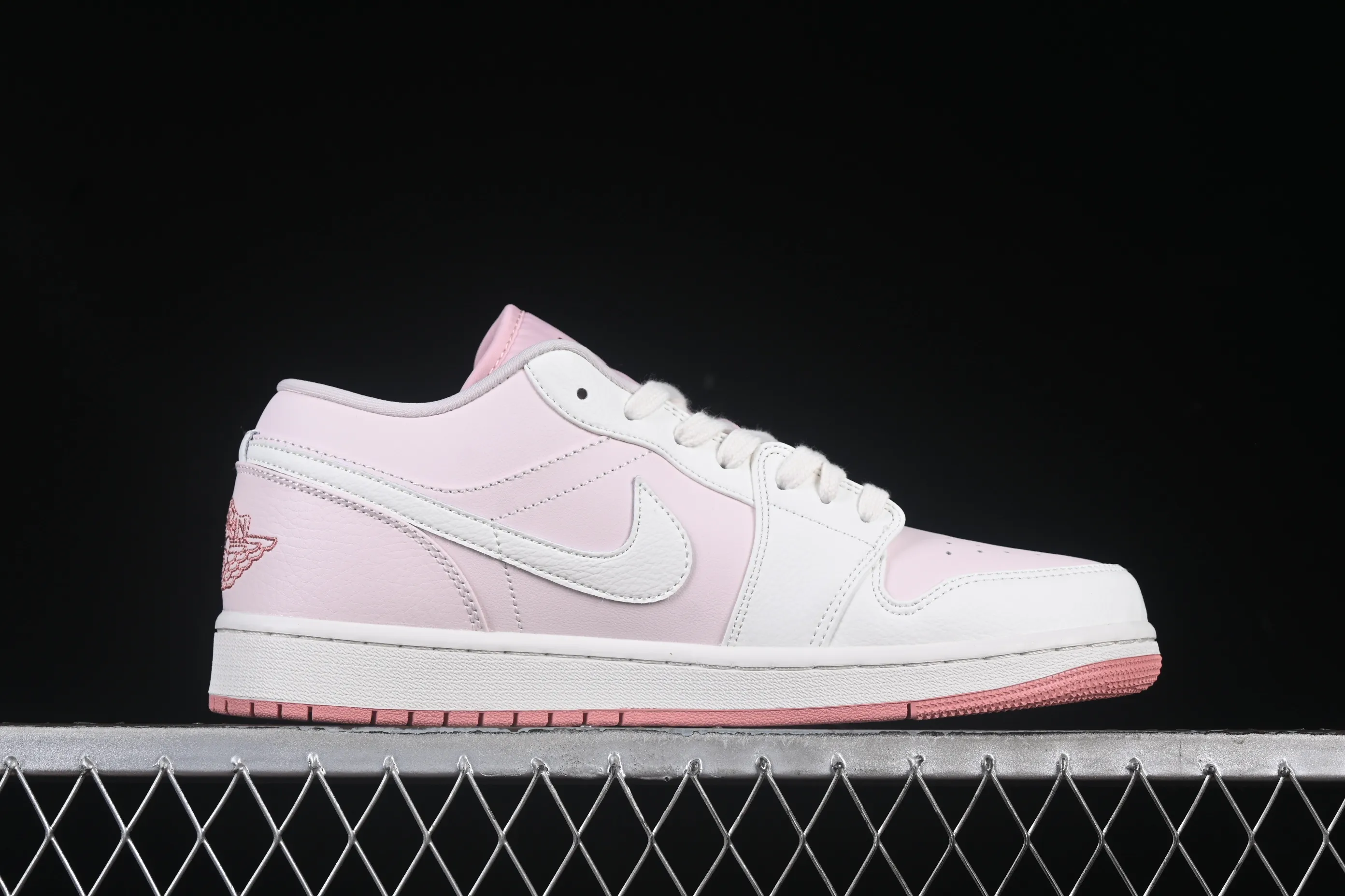 All categories Air Jordan Jordan series basketball shoes Air Jordan 1 Low Air Jordan 1 Low AJ1 Joe 1 girly pink low-top cultural casual sneakers IH0823-611